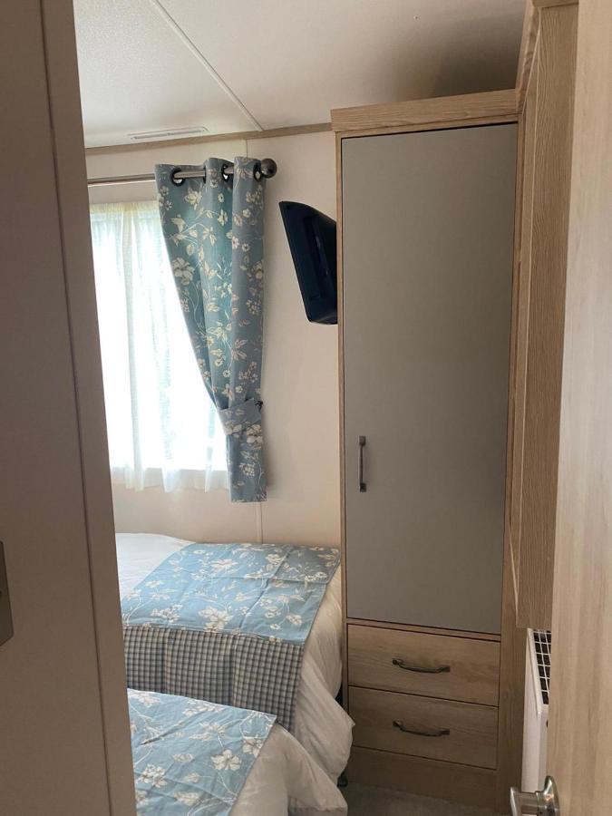 Lake District Prestige Caravan, 3 Bedrooms, Sleeps 8 On Haven Holiday Park Flookburgh Exterior foto